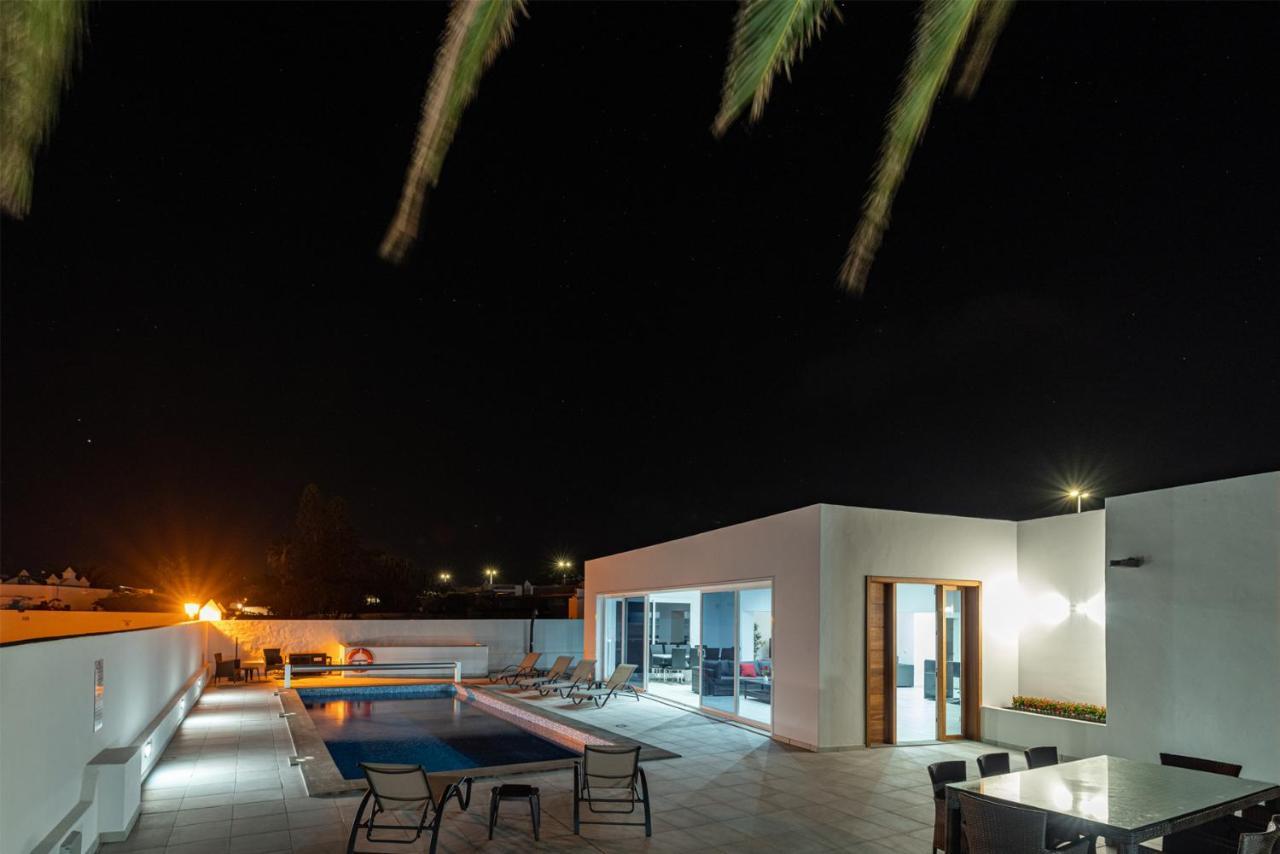 Villa Rossa - Villas Now - Lh215 By Villas Now Ltd Playa Blanca  Exterior photo