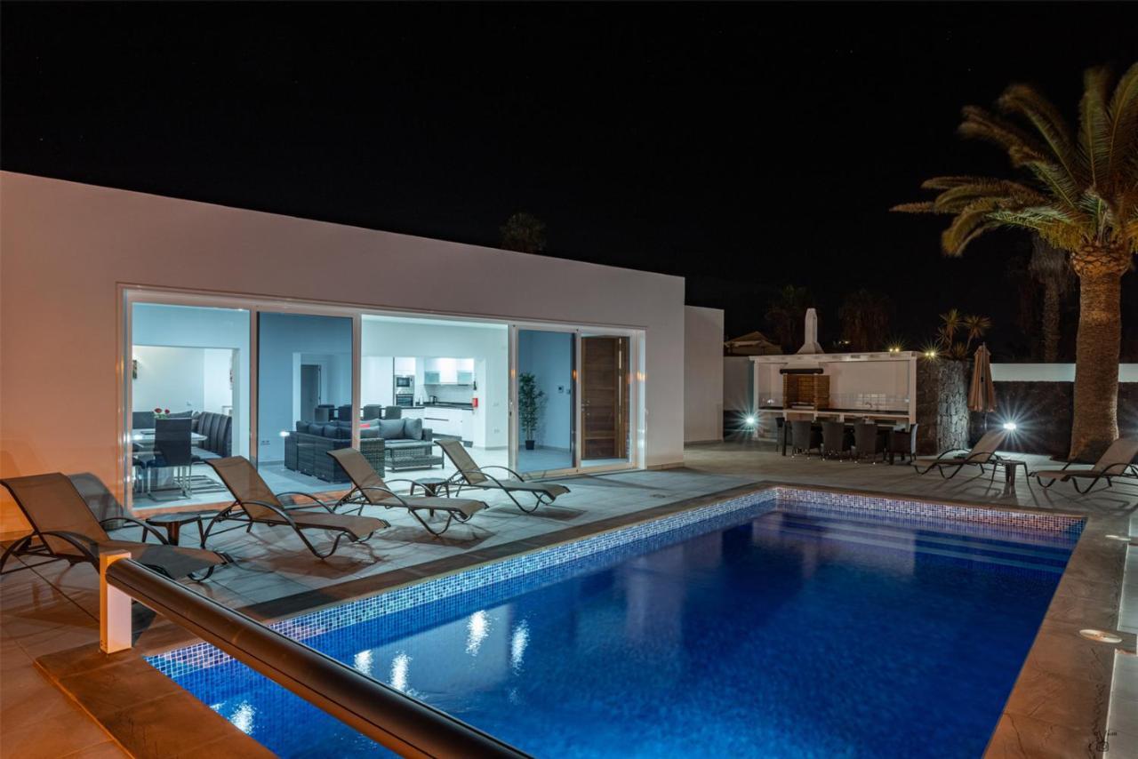 Villa Rossa - Villas Now - Lh215 By Villas Now Ltd Playa Blanca  Exterior photo